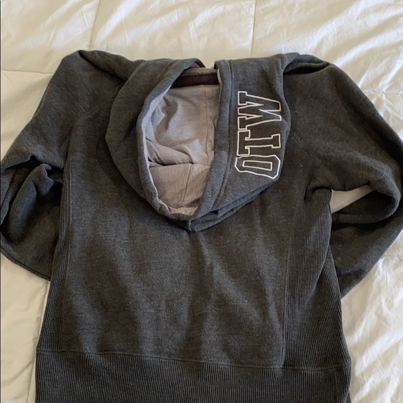 Off the wall hoodie - Picture 3 of 4